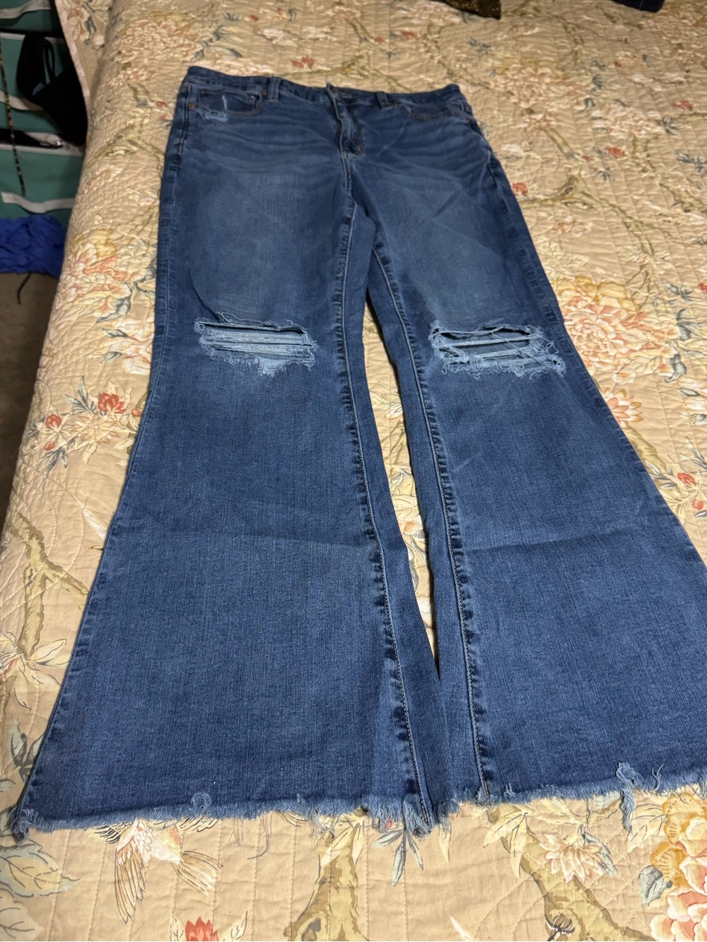 American Eagle Outfitters Distressed Wide-Leg Jeans - Blue size 10 short